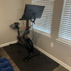 Peloton Bike