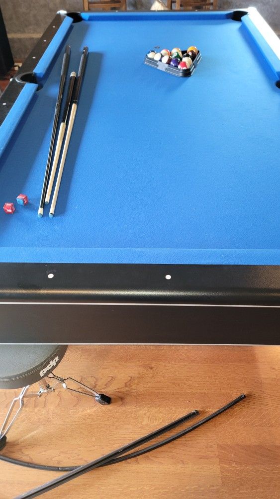 Professional Pool Table