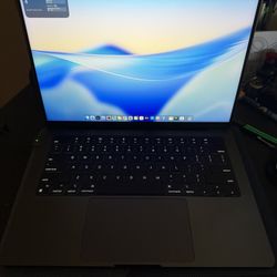 MacBook Pro M3 Pro 14”