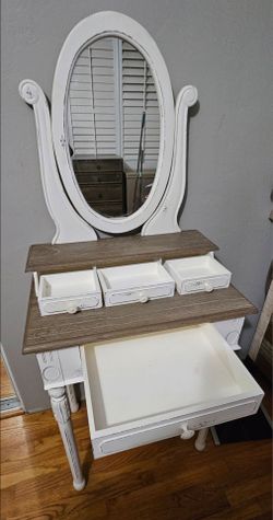 Small Vanity