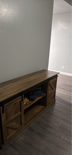 TV STAND
