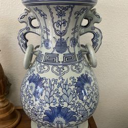 Vintage Decor Chinese Vase Motif Blue and White Porcelain Flower Vase, 14”