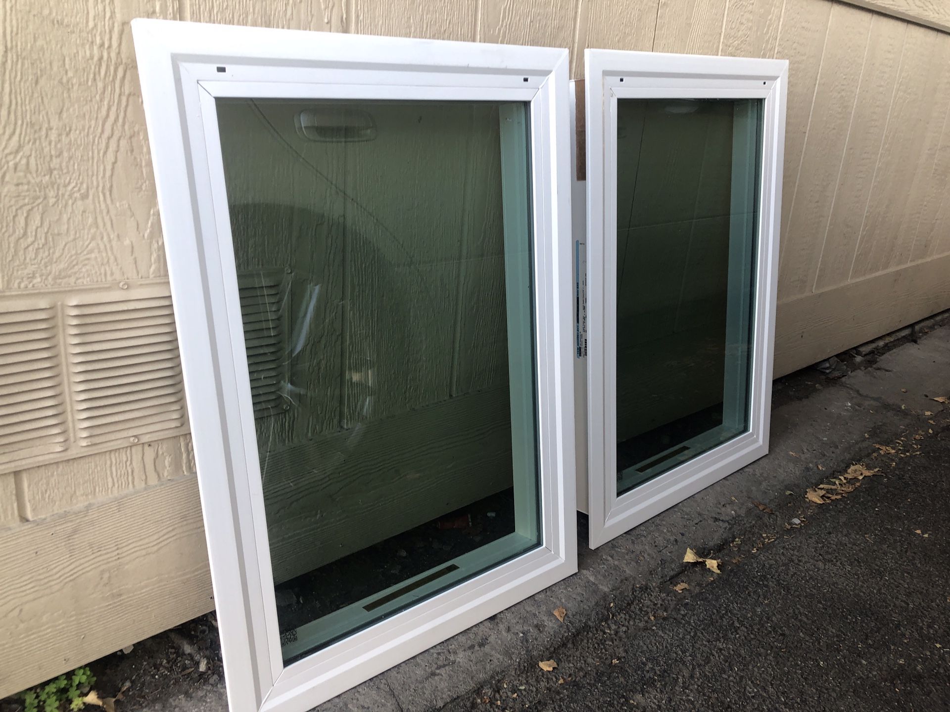 New Millard Styleline Retrofit Vinyl Picture Windows 20x29 Qty 2