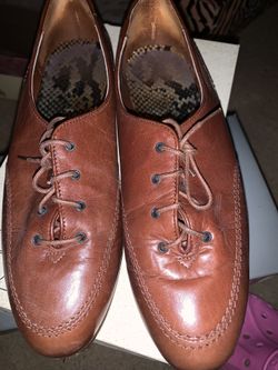 Flat Oxford-style Women’s Shoes