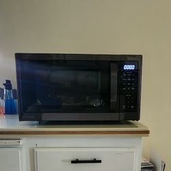 microwave oven