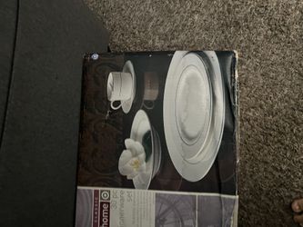 30 Pieces Dinner Set