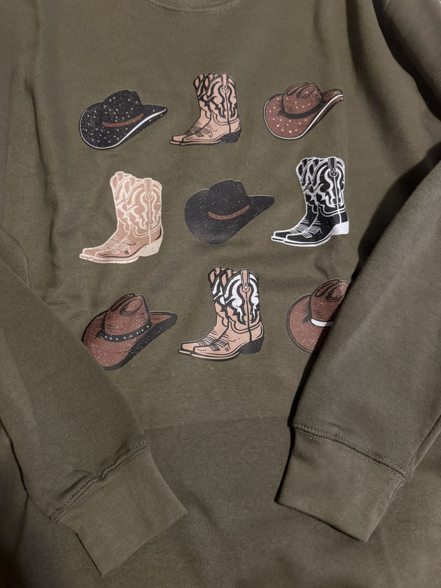 Boot Sweater