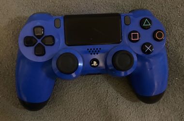 PlayStation 4 controller , renewed , new sticks and battery , works great