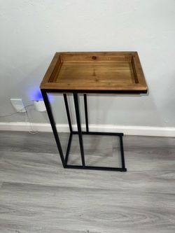 NEW C-Shaped End Table for Sofa/Bed – Industrial Style! 🪵