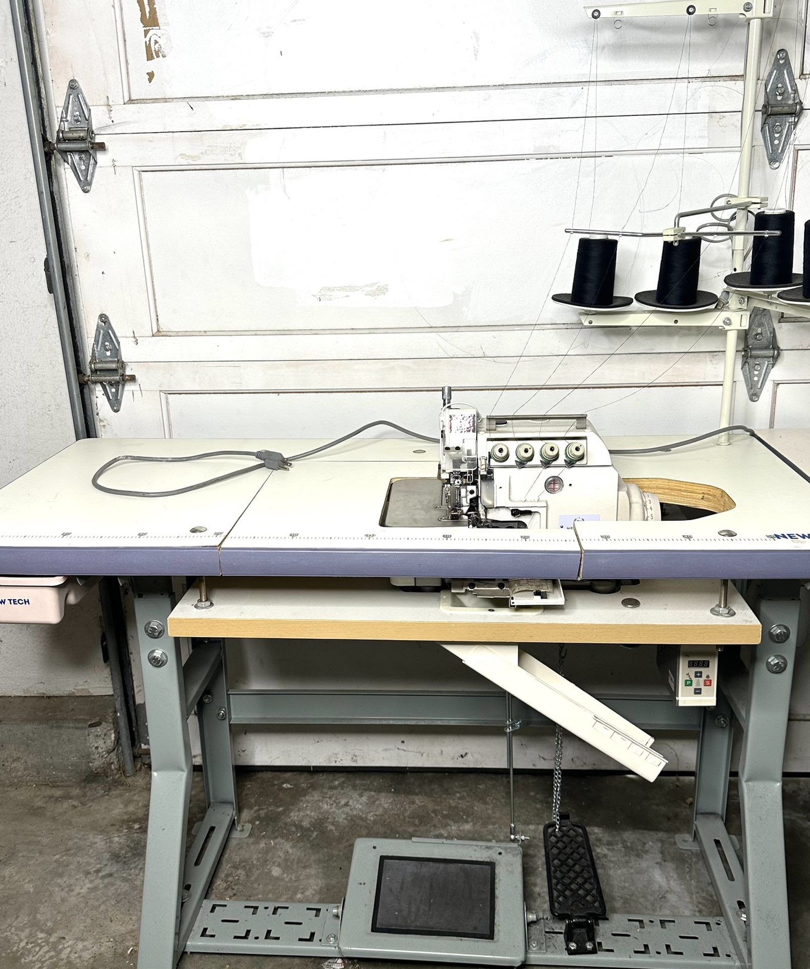 Brand new - New Tech Industrial Overlock Serger Sewing Machine With Table