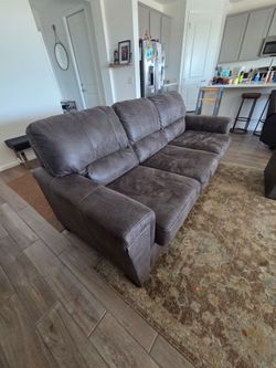 Ashley Navi Sofa - Smoke