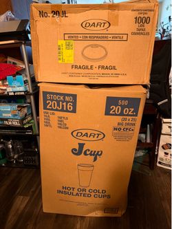 20 oz styrofoam cups / lids