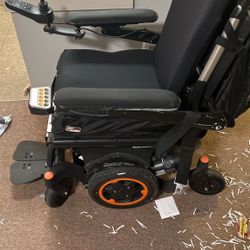 2022 Sedeo Q300 Mini Electric Wheelchair