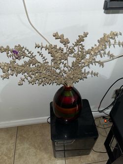 Decorative Vase With Flowers Gold