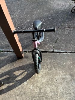 Little girls balance bike