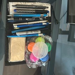 Assorted pens