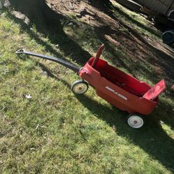 Radio Flyer Kids Wagon 