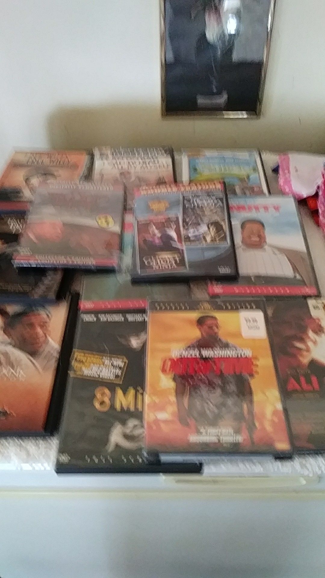 12 DVDs tape