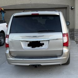 2014 Chrysler Town & Country