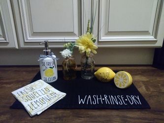 Lemon Kitchen decoration $40