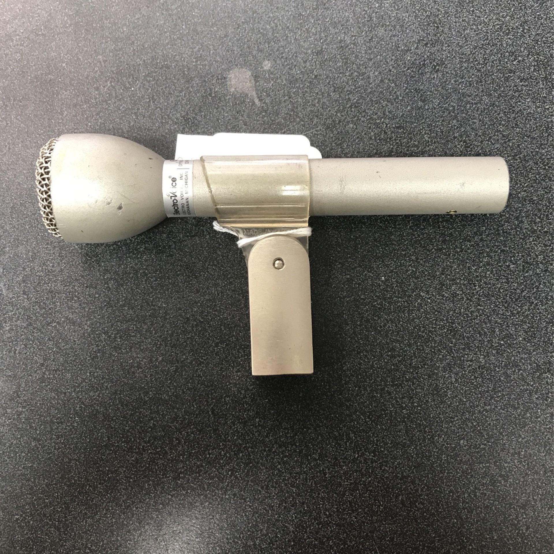 Electro Voice 635A Classic Handheld Microphone 