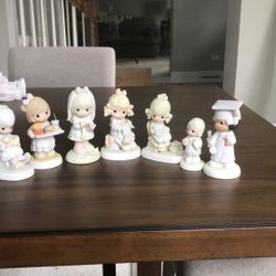 Precious Moments Figurines 