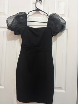 Haute Monde Black Short Ruffle Sleeved Dress (S)