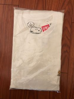 UNIQLO x KAWS x PEANUTS Woodstock Pocket Tee - Medium