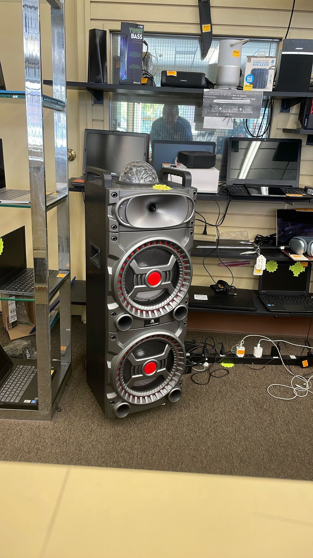 Max Power Blu Tooth Speaker