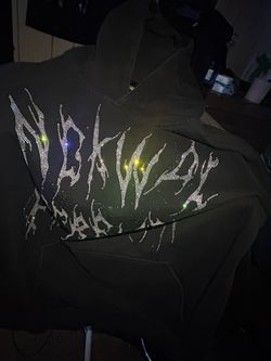 Nokwal Hoodie Size M