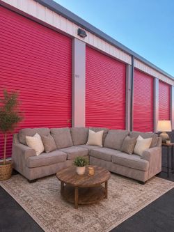 🚚 FREE DELIVERY | Ashley Gray L-Shaped Sectional Sofa 98”x96”