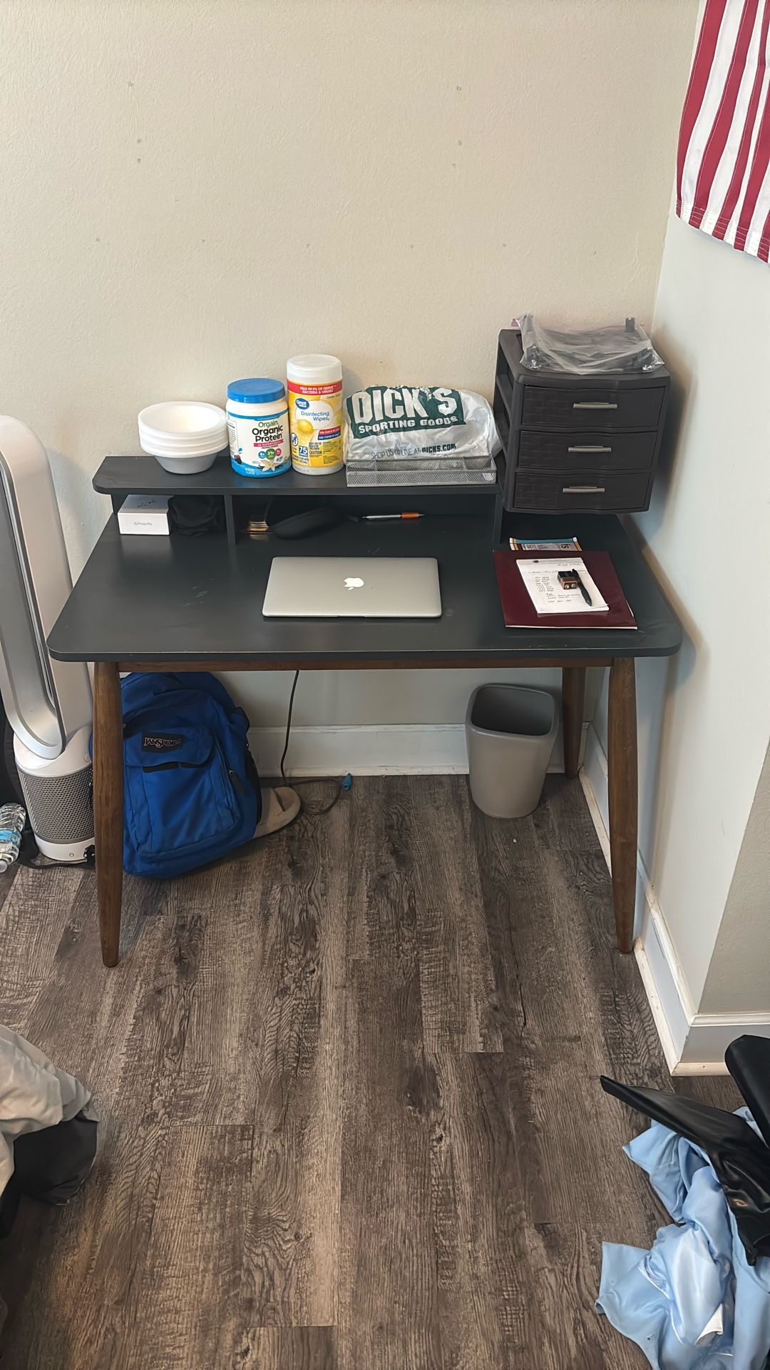 Small Desk