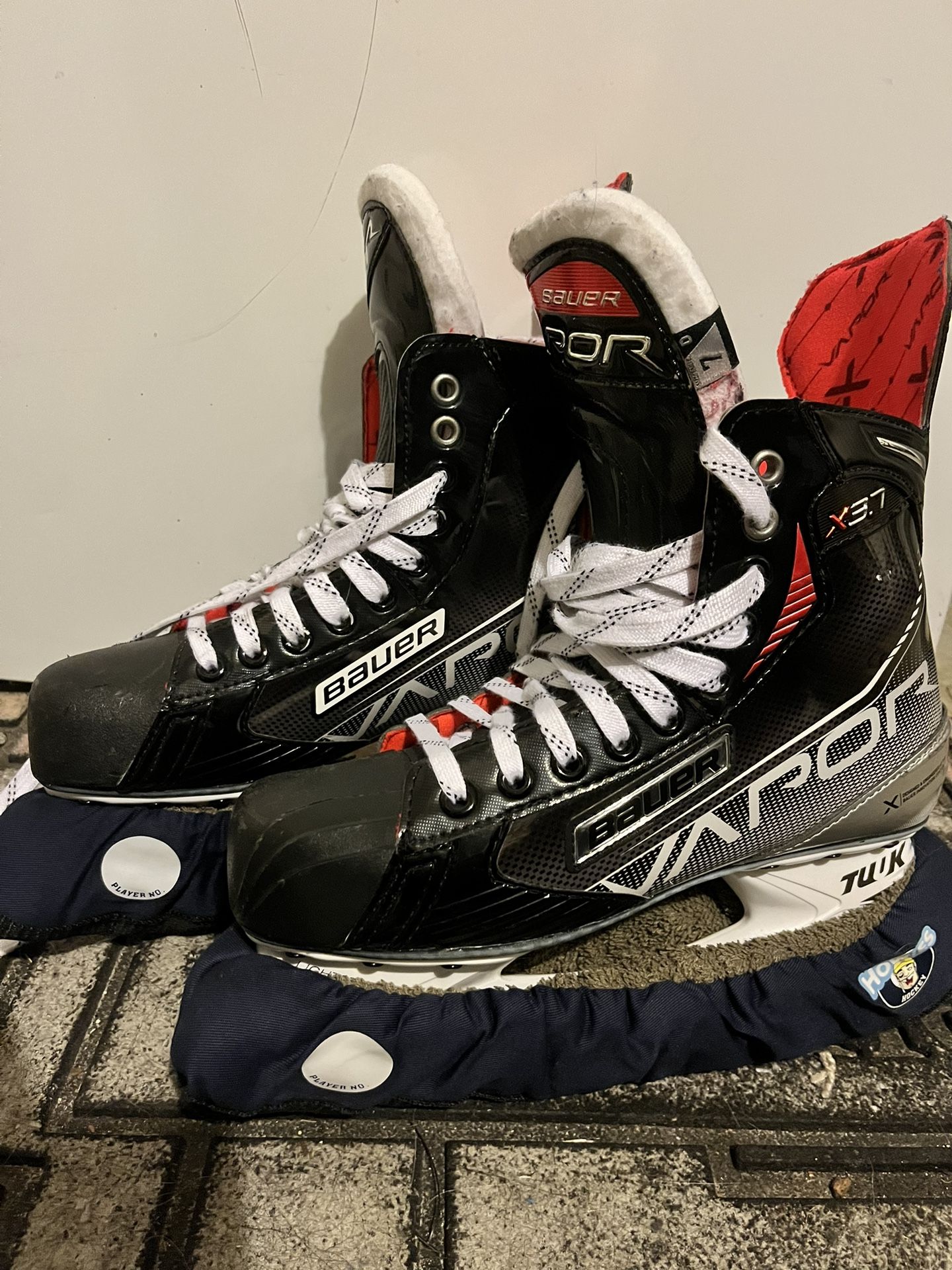 Ice Skates Size 7Like New! for Sale in La Costa, CA OfferUp