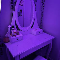 Makeup Vanity
