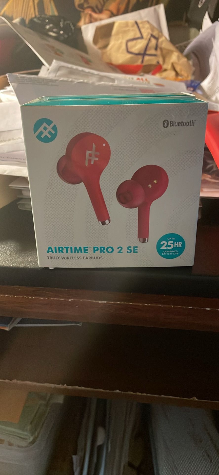 NEW ZAGG EAR BUDS WITH CHARGE POD