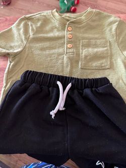 Ropa para niño size 4T