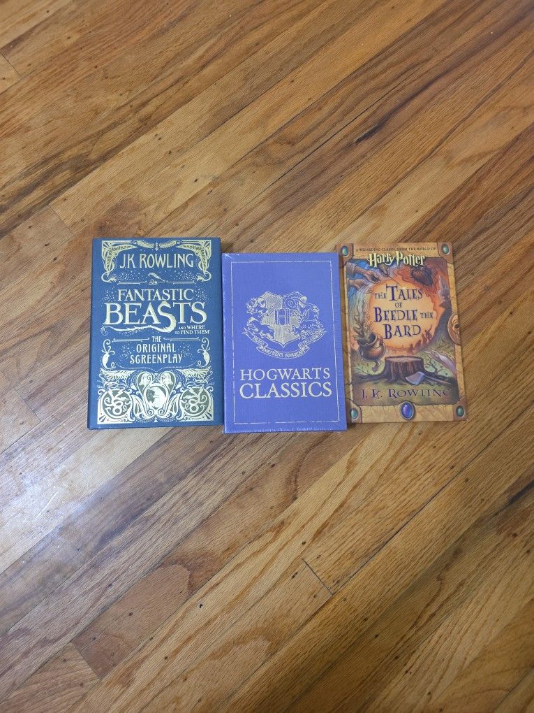 Harry Potter Books - Fantastic Beasts Screenplay, Hogwarts Classics, Beetle the Bard