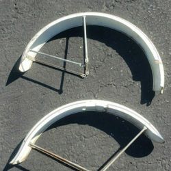 Schwinn balloon tires 26" fender set
