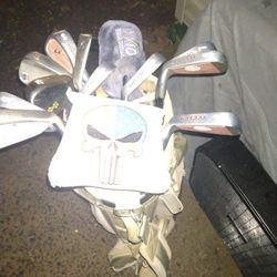 Set A 13 Golf Clubs