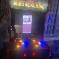 Modded Arcade W/ Riser And 4,000 games