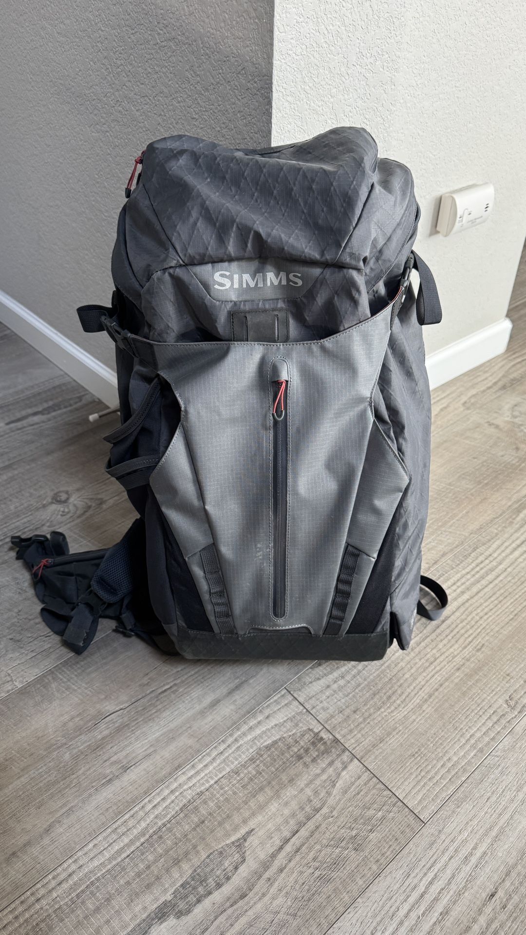 Simms Fly Fishing Backpack And Waist Pack PRO G4 Shift