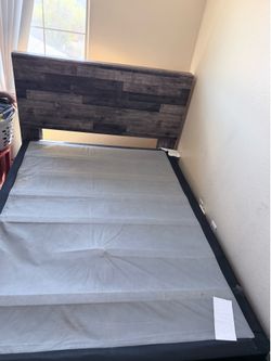Queen size bed