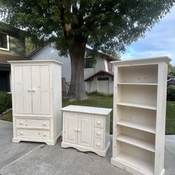 4 Piece Nursery / Children’s Vintage Custom Pine Bedroom Set With Changing Table 