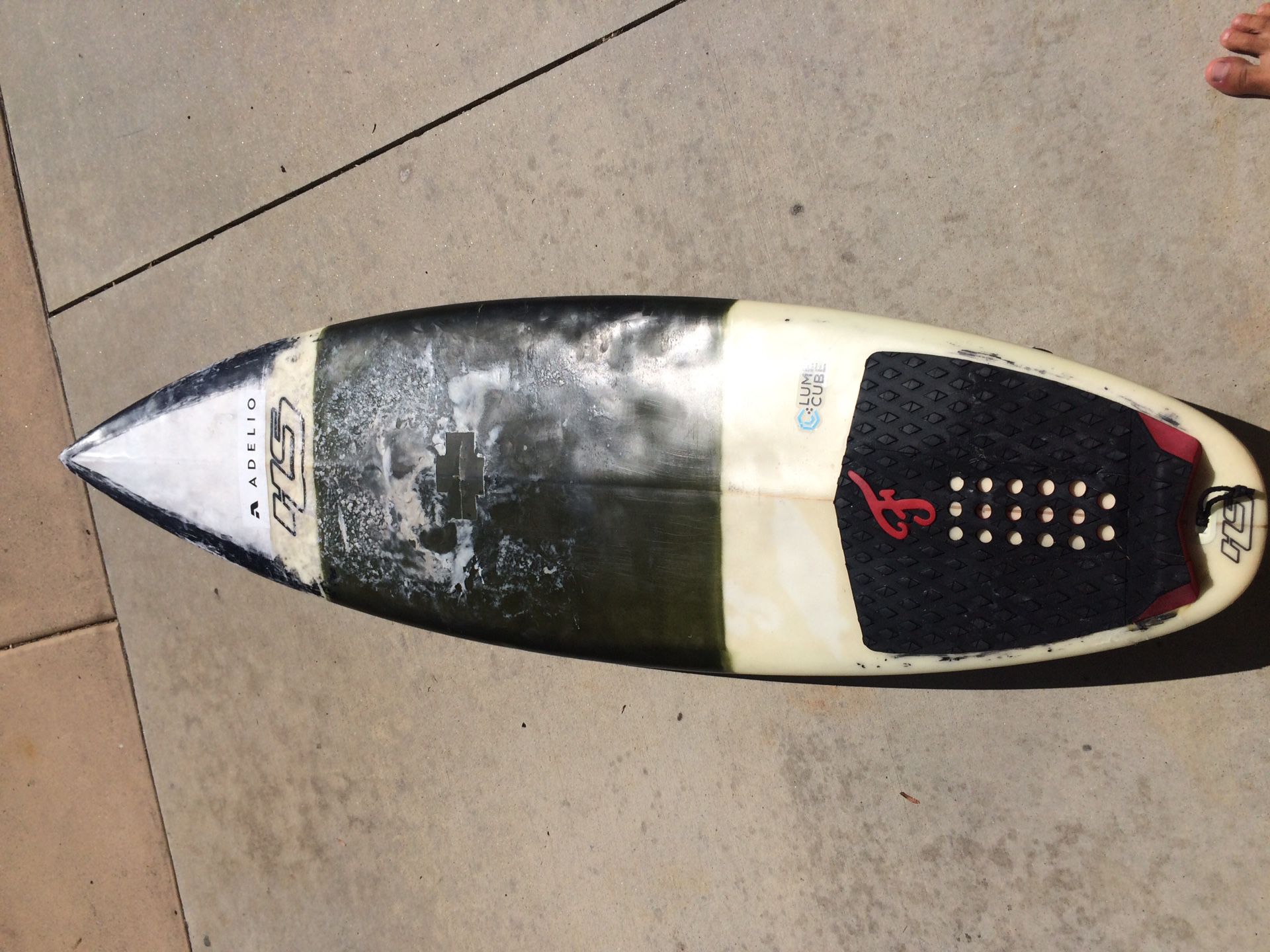 5’9” Haydenshapes Surfboard