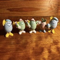 Lot of 5 M&M Easter Candy Toppers