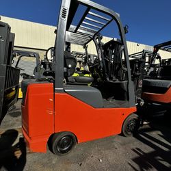 Toyota Series 8 Forklift 