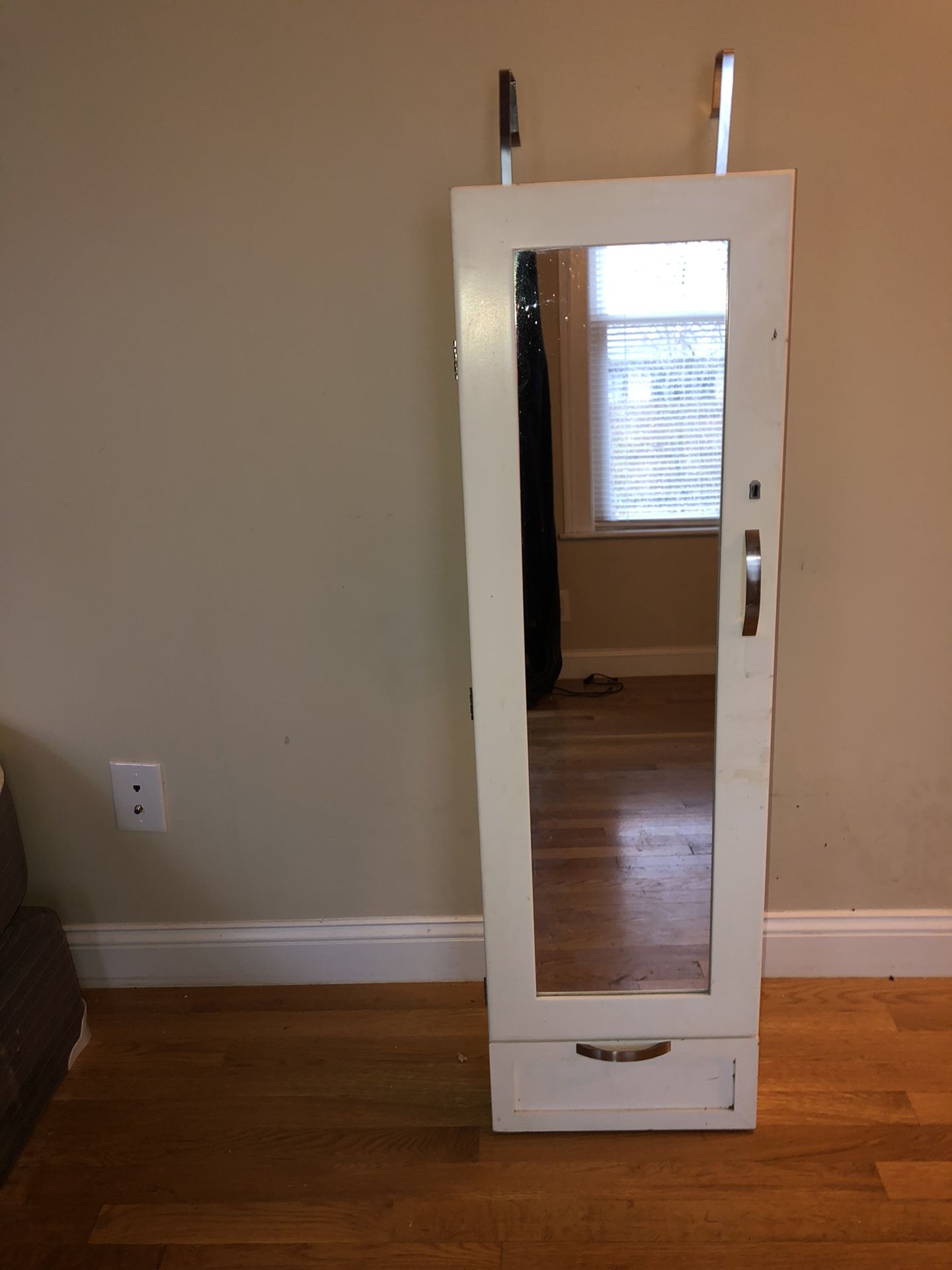 FREE Over the door hanging jewelry box with mirror