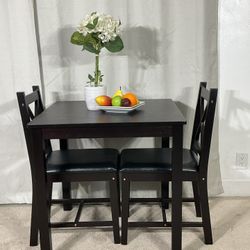 Compact 3-Piece Dining Set -PERFECT FOR STUDIO!