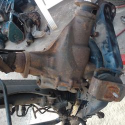 Front Differential For Qx4 Infiniti 