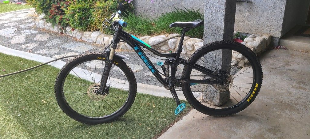Trek Mountain Bike
